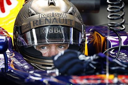 Érik az év legnagyobb szenzációja a Forma-1-ben: Vettel a Ferrarihoz, Alonso a McLarenhez tart