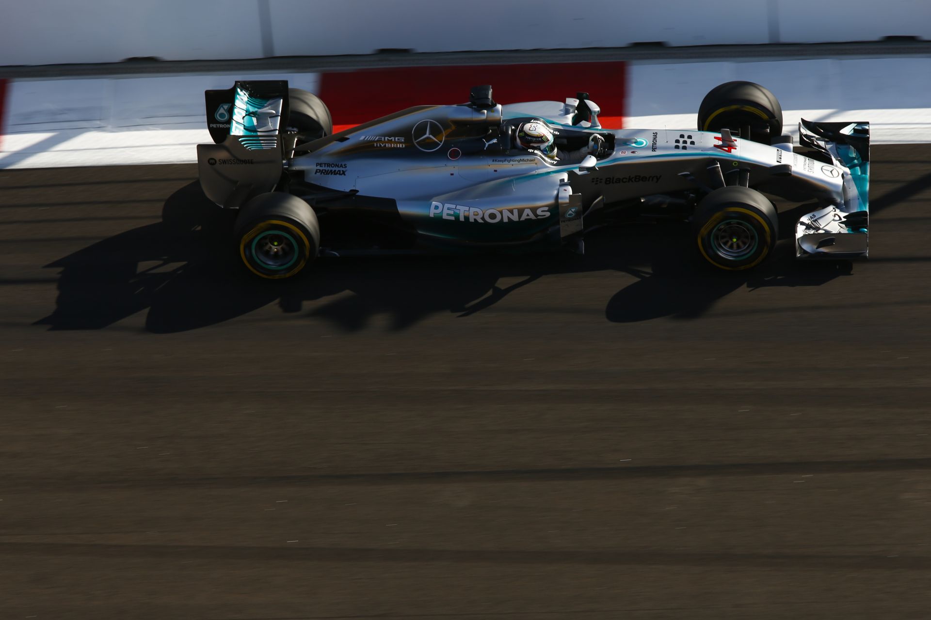 Mercedes: Rossz hatással lenne ránk, ha Hamilton, vagy Rosberg távozna