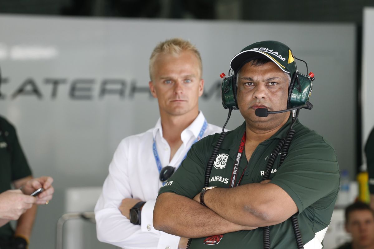 Megy az egymásra mutogatás: a konzorcium fizetett, de Fernandes maradt a Caterham tulajdonosa