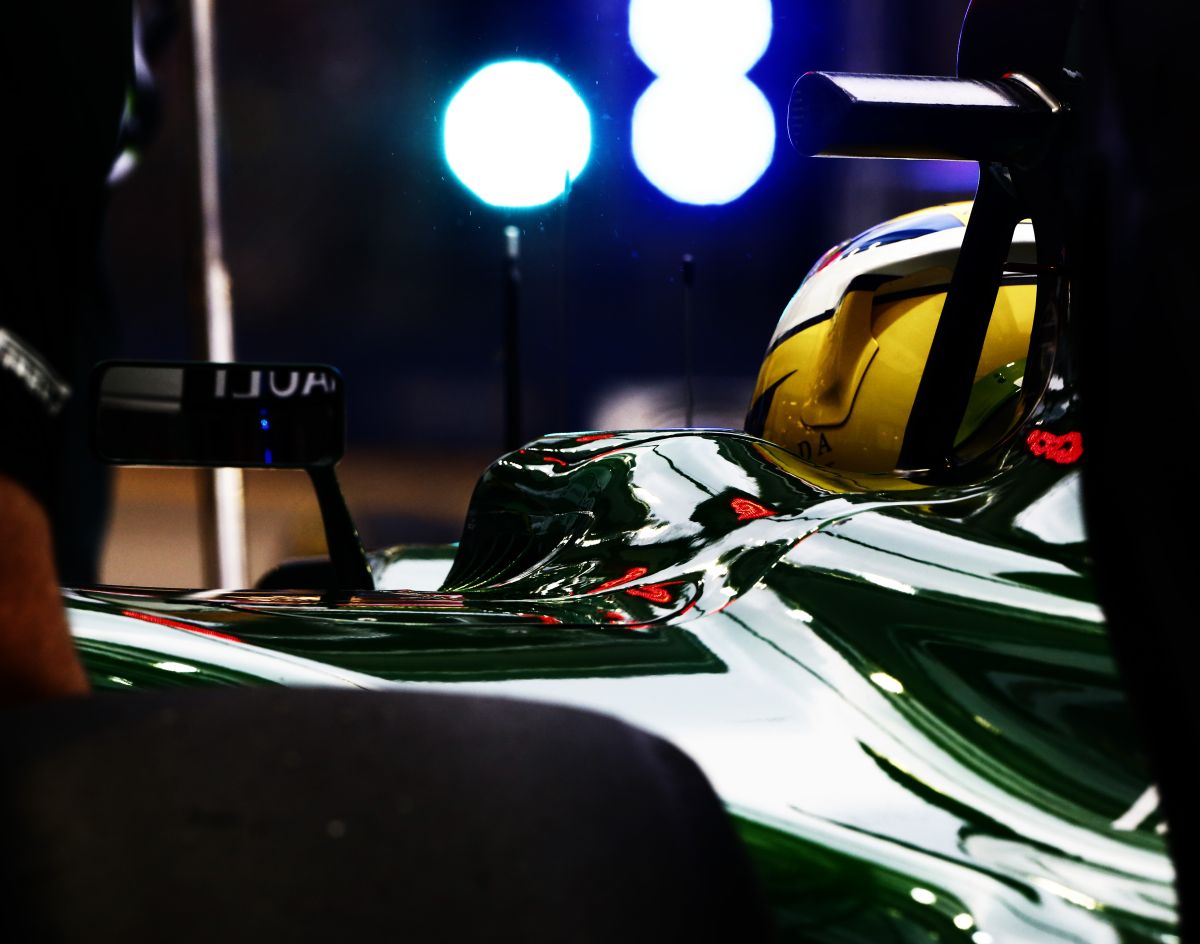 Elnéző az FIA: a Caterham és a Marussia is szabályt szegett, de nincs büntetés - még