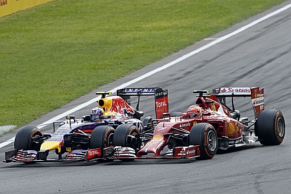 Újabb szenzáció a Forma-1-ben? Ferrari motorokra válthat a Red Bull