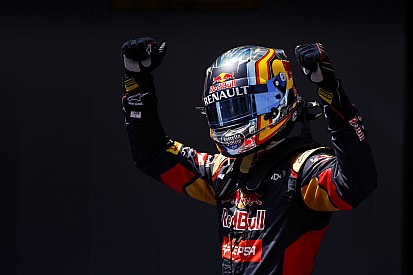 Sainz: Ha mindenki ugyanolyan autóban ülne, akkor Alonso vagy Hamilton nyerne!