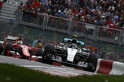 Vettel reméli, a szezon második felében elkezdik csökkenteni a hátrányt