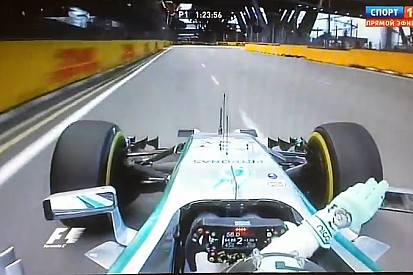 Videón Rosberg újabb beavatkozása: tükröm-tükröm mondd meg szépen...