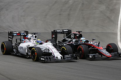 A Mercedes és Hamilton pozitív, a McLaren és Alonso negatív rekordokat dönt meg...