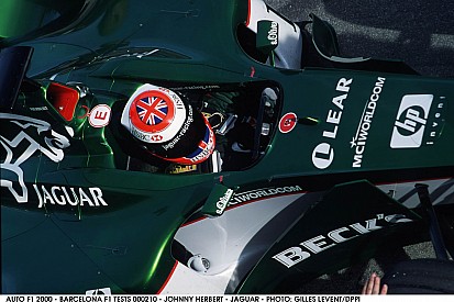 Ma 51 éves Johnny Herbert, a korábbi F1-es versenyző