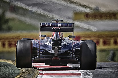 Egy teljesen új motort épít meg a Renault 2015-re a Red Bull és Vettel miatt