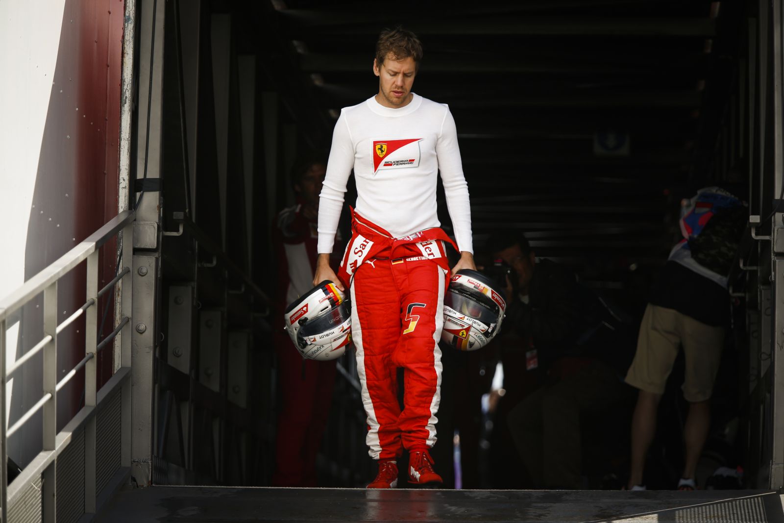 Vettel rossz példát mutat a fiataloknak, pedig a vörös inspiráció, a vörös cselekvés