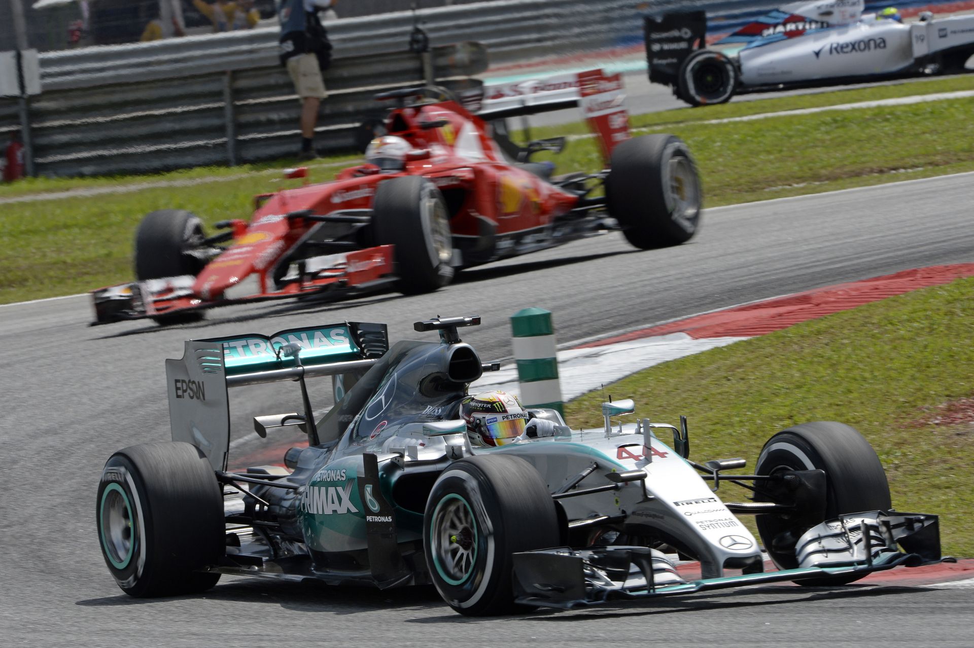 Hakkinen: Idén izgalmasabb lesz a Forma-1, de a Ferrari nem fog minden versenyen kihívást jelenteni a Mercedesnek