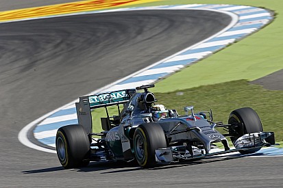 Sokat vesztett a Mercedes a FRIC eltávolításával? Jön a Red Bull és a többiek!