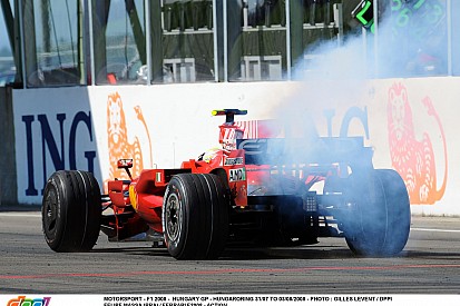 Massa nagy drámája a 2008-as Magyar Nagydíjon: Elszáll alatta a Ferrari