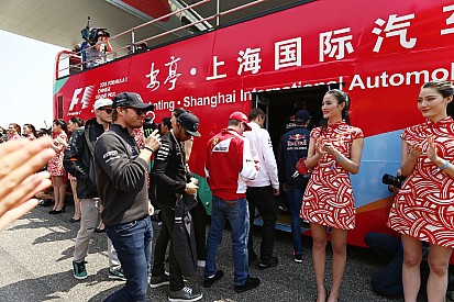 Rosberget nagyon dühíti, hogy előtte van Vettel: ezen a hétvégén elrendezné a kérdést