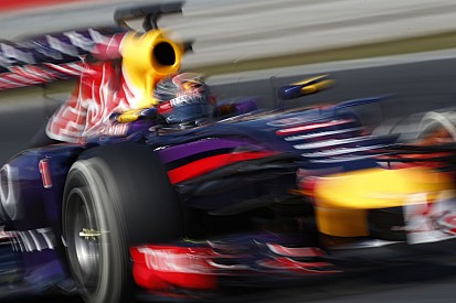 Vettel: Azt gondoltuk, közelebb leszünk a Mercedeshez