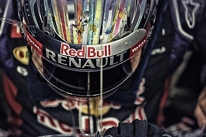 Vettel ismét kiesett, ezúttal a Red Bull Ringen! Ebből idén nem lesz címvédés