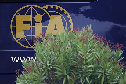 Az FIA egyszerűen kinevette a legnagyobb F1-es csapatok költségcsökkentő terveit