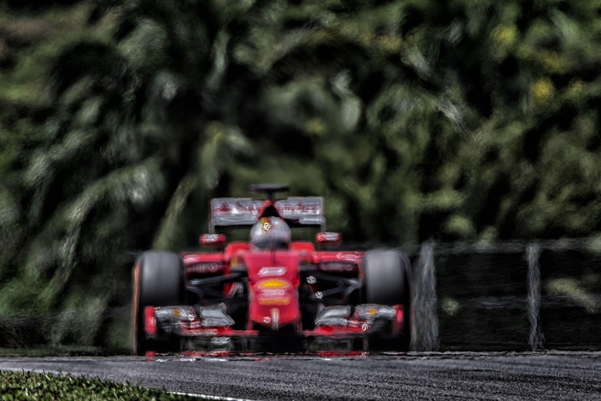 Lauda: Számolunk a Ferrarival