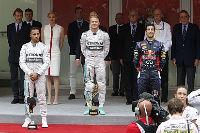 Rosberg: Jobbra fordulnak majd a dolgok, de harcolni fogunk egymás ellen Hamiltonnal!