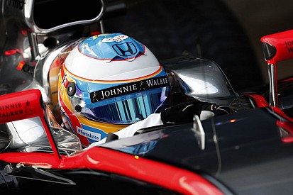 Alonso hulladékot vezetett a Ferrarinál, az időmérő lehet a kulcs Buttonnal szemben