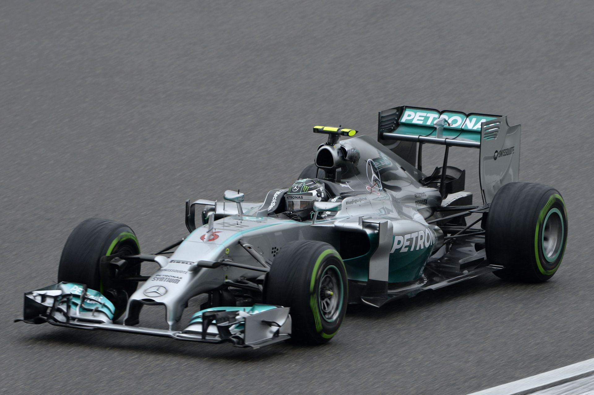 Mercedes: Hamilton kivételes volt, Rosberg csalódást okozott