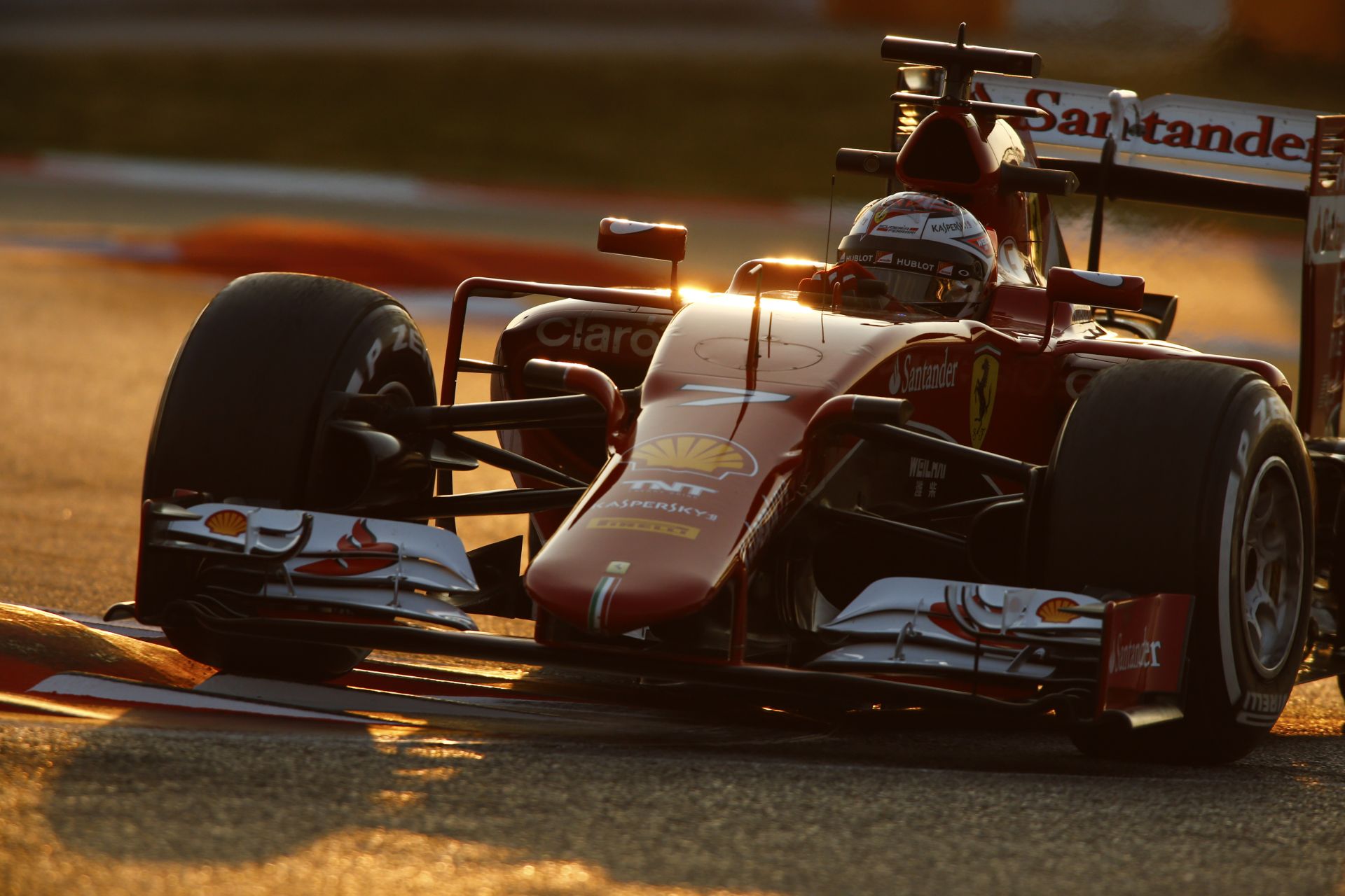 Az utolsó téli teszt következik a Forma-1-ben: Raikkonen, Hamilton, Button és a 2015-ös Force India is a pályán