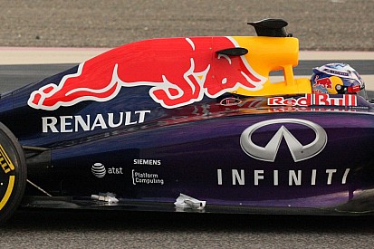 Ricciardo tegnap sem teljes erővel autózott: a Renault a turbón dolgozik