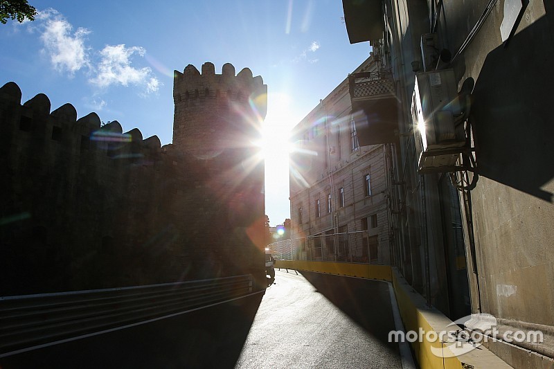 Topshots: De Formule 1 strijkt neer in Baku