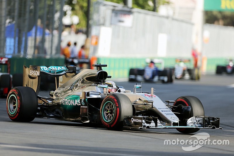 Hamilton expresó todo su enojo en la radiocomunicación