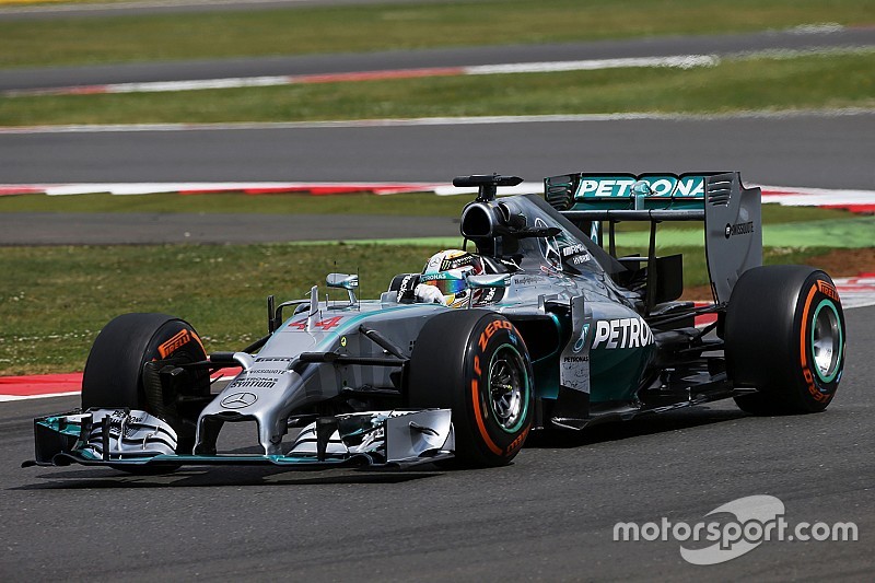 Mercedes, único equipo con dos coches en los test de Silverstone