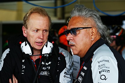 Force India-baas Mallya voor het eerst dit seizoen in F1-paddock