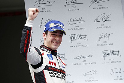 Sven Muller inarrestabile, trionfa anche a Silverstone
