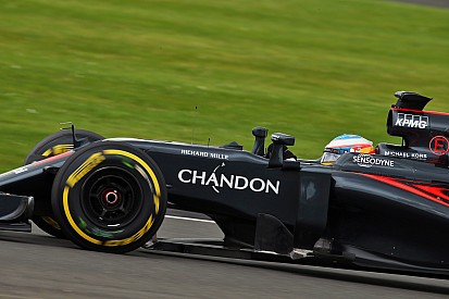 El McLaren más fiable: 'hiperactivo' en los test