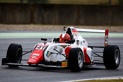 Doble top 5 para Raúl Guzmán en Mugello