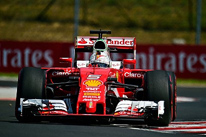 Vettel apuesta todo a la primera vuelta
