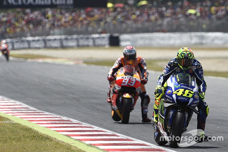 ¿Quién frena más, un Fórmula 1 o una MotoGP?