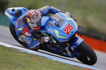 Silverstone, Libere 1: Vinales davanti a tutti con la gomma nuova