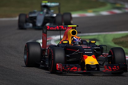 Tevreden Verstappen: "Kijk uit naar Singapore"