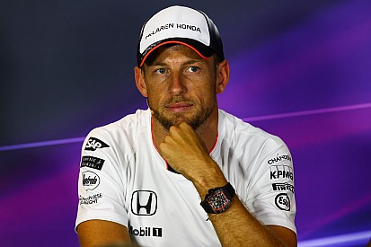 "Me encantaría Button en el equipo", dice directora de Williams