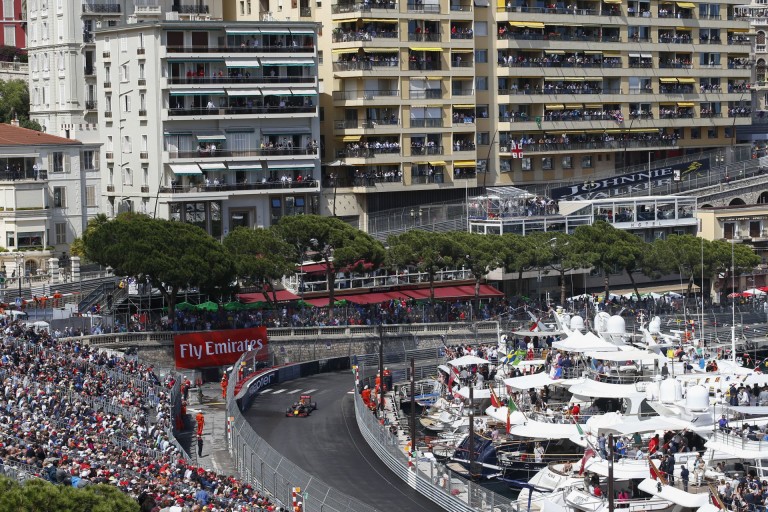 Luxus: A Renault, a Red Bull és a FOM ilyen szállodai szobában szállt meg Monacóban!