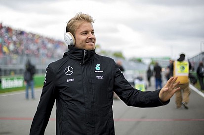 Ma este 20 órától ÉLŐ F1-ES MŰSOR: a dögunalmas Kanadai Nagydíj és társai...
