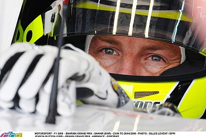 Button elérzékenyült: a Brawn GP bajnokgépének volánja mögött