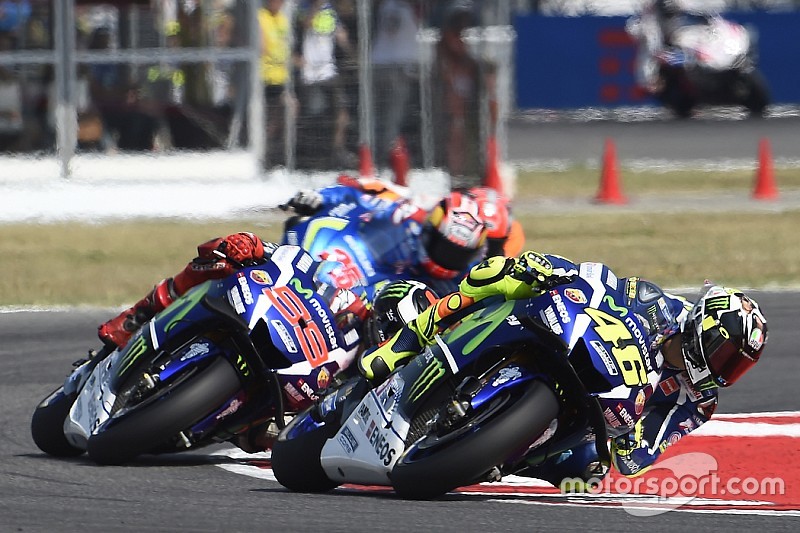Колонка Мамолы: агрессивность – часть гонок MotoGP