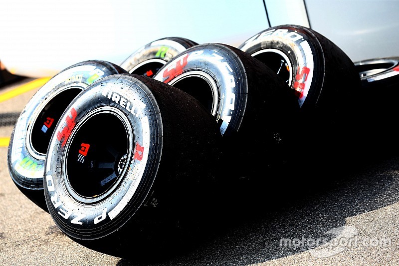 В Pirelli отказались от планов переключиться на новые шины с ГП Малайзии