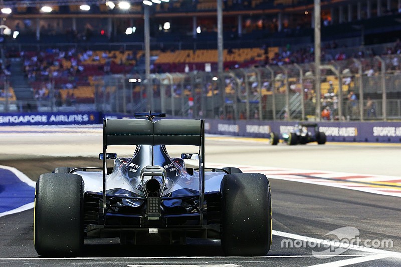 Formel 1 in Singapur: Pirelli reduziert Mindestdruck für Hinterreifen