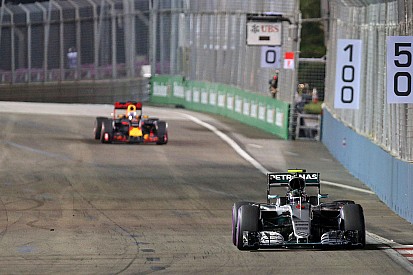 У Mercedes не было проблем с тормозами в Сингапуре, настаивает Лоу