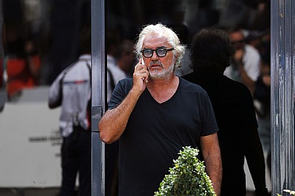 Verstappen es como Alonso en sus inicios, asegura Briatore