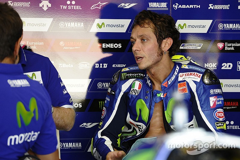Gedrag als van Rossi richting Espargaro op Misano kan bestraft worden