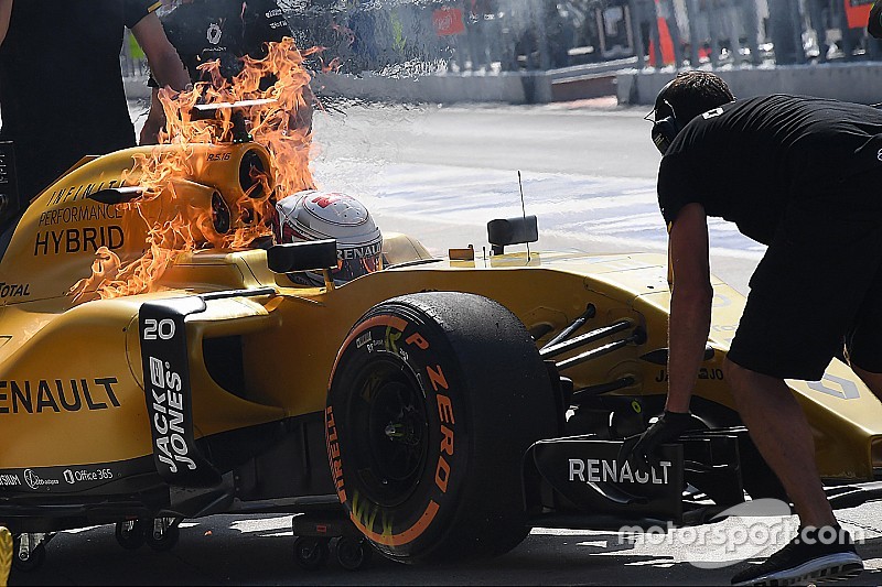 Magnussen invita a riflettere sull'Halo dopo l'incendio di Sepang