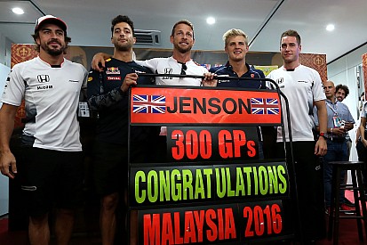 Galería: la celebración de los 300 GP de Button