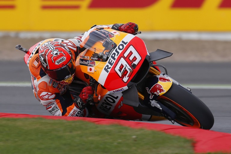 MotoGP: Marquez csak szórakozott a többiekkel és simán nyert a Lorenzo-Rossi páros előtt