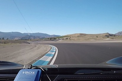 Onboard-kör a Villeneuve által tervezett pályán: remekbe szabott kanyarok!